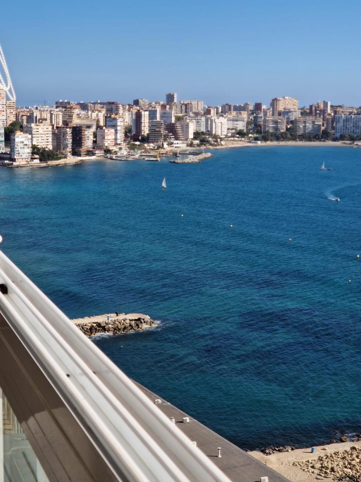 Vistas Al Mar. Gran Salon. Playa A 1 Minuto. Wifi Apartment Alicante Exterior foto