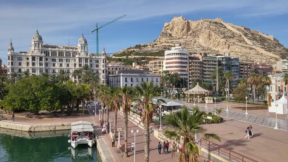 Vistas Al Mar. Gran Salon. Playa A 1 Minuto. Wifi Apartment Alicante Exterior foto